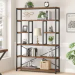 The 02.01.C_结果, a five-tier wood and metal bookshelf for OEM/ODM customization, displays books, plants, decor, a clock, and sculptures in a bright modern room.